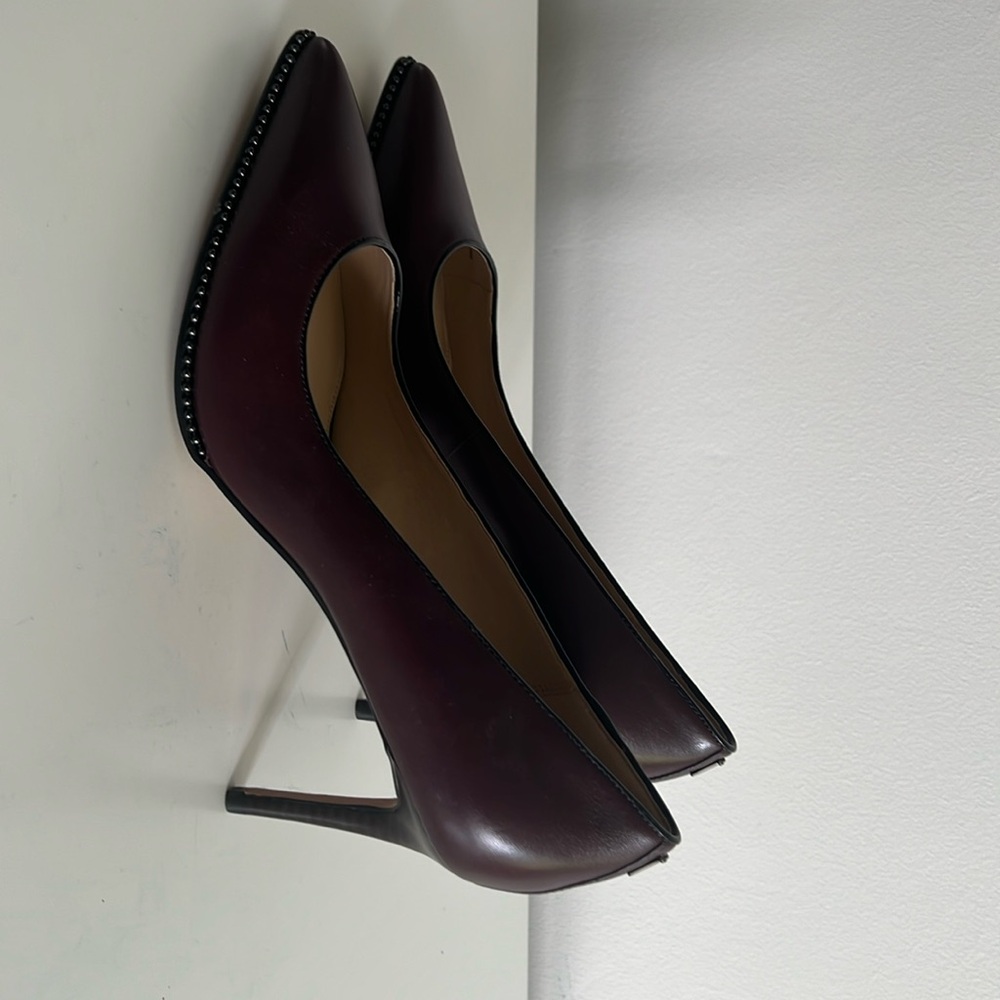 Coach pumps, size 11